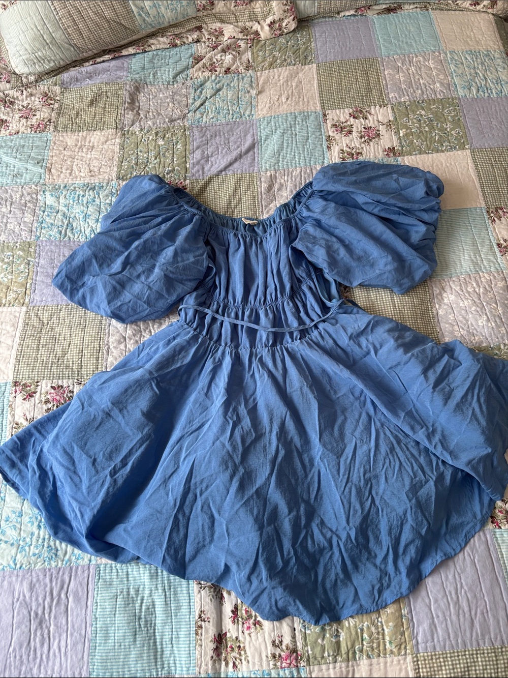 Altar’d State periwinkle blue puff sleeved mini dress size large